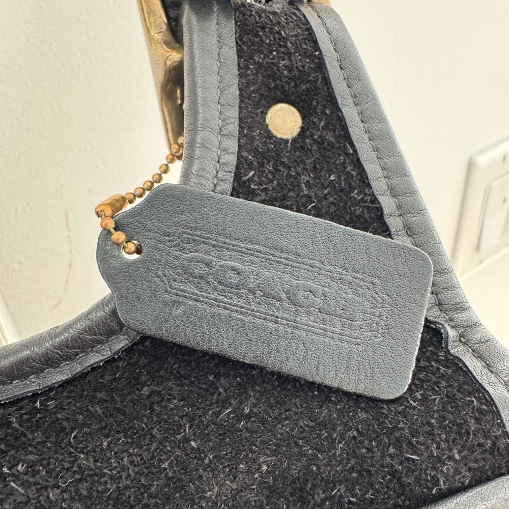 Vintage Coach Berkeley Saddle Bag 9014 Black - Picture 3 of 8